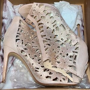 Nude blush prom heels